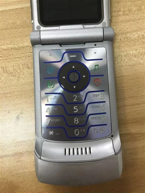 motorola razr cell phone v3i